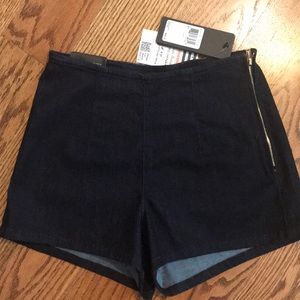 Guess 70s style short